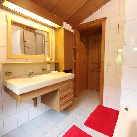 In Near Paradise, Cleaning Included *