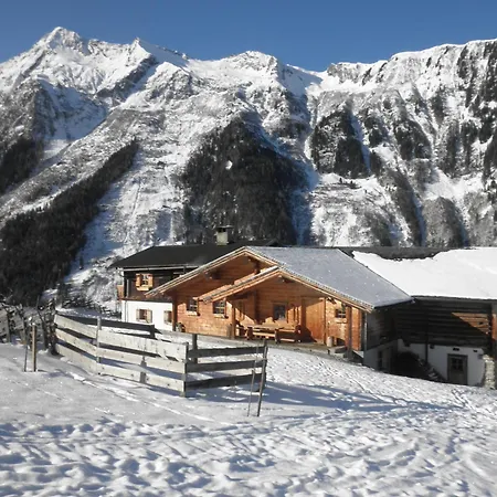 With Views Over The Valley, Cleaning Included * Rauris