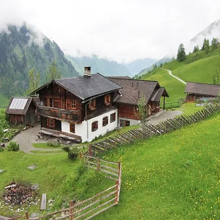 With Views Over The Valley, Cleaning Included Casa vacanze