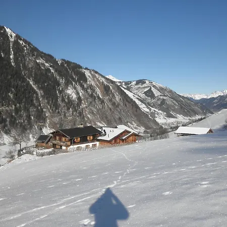 With Views Over The Valley, Cleaning Included Casa vacanze *